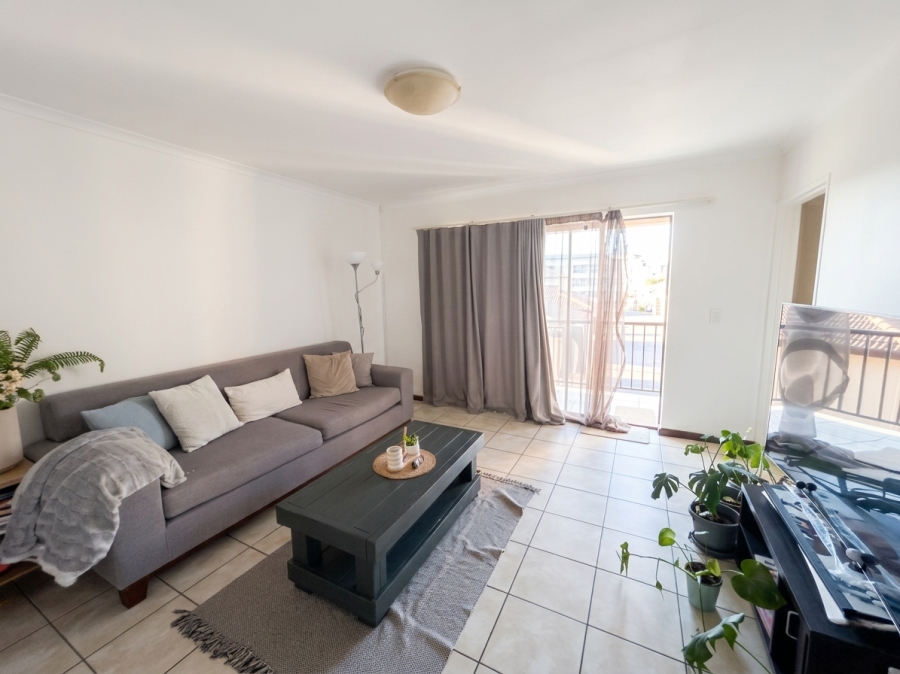 To Let 2 Bedroom Property for Rent in Burgundy Estate Western Cape